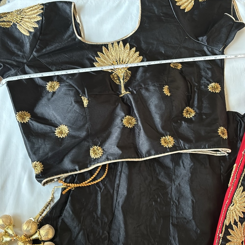 NEW Indian lengha - 3 pc set Red, Black and Gold - Picture 9 of 9